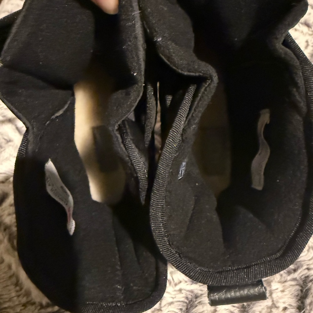UGG Taney Weather Boots - Picture 8 of 8